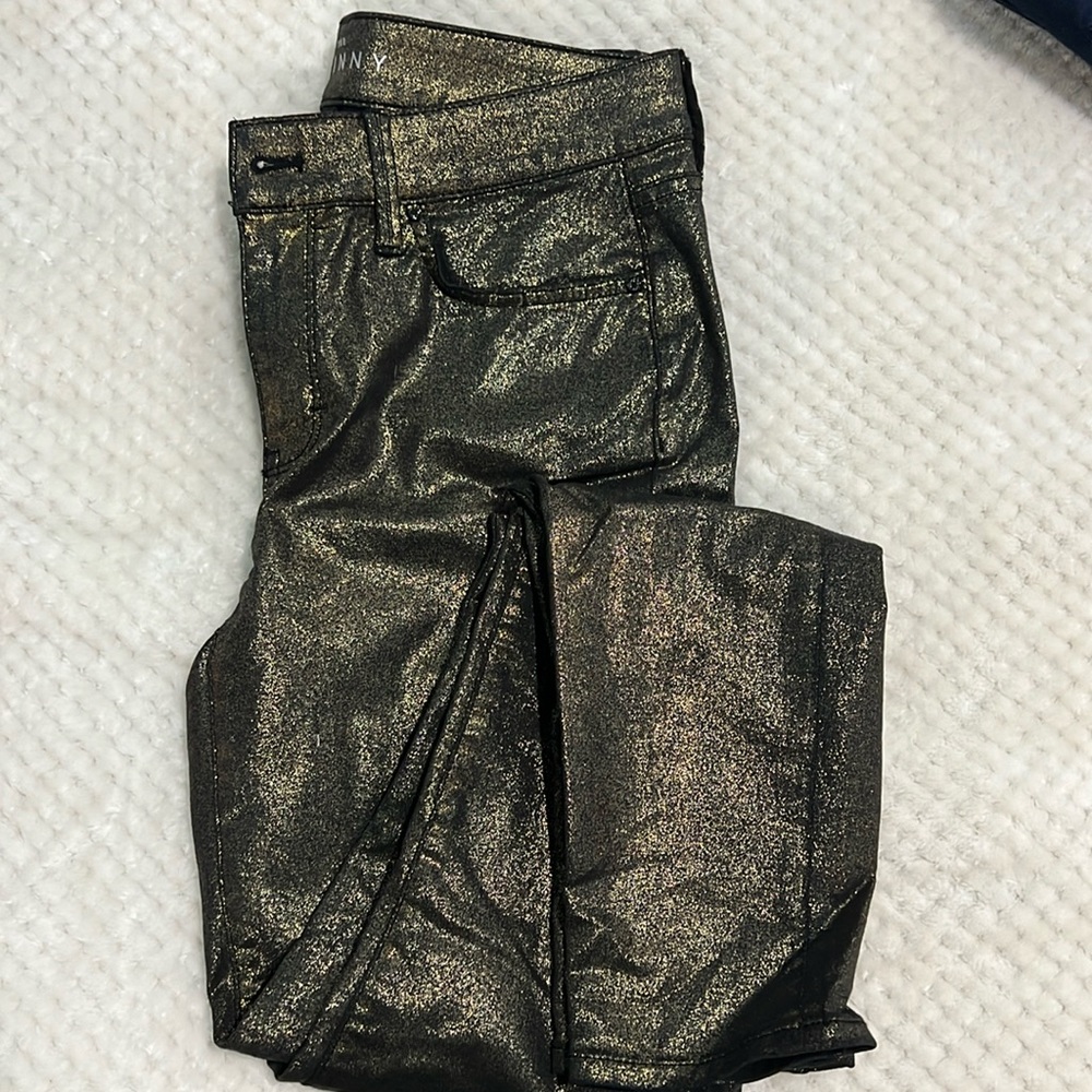 WHBM White House  Black Market white markets size 4 gold jeans